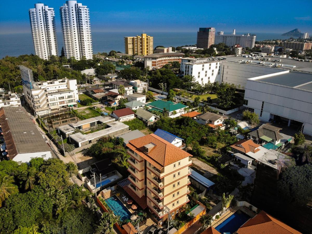 Sky Villa Hua Hin Guesthouse - Adults-Only Exterior photo