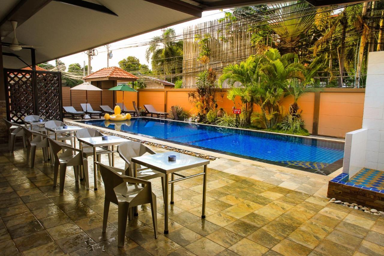 Sky Villa Hua Hin Guesthouse - Adults-Only Exterior photo