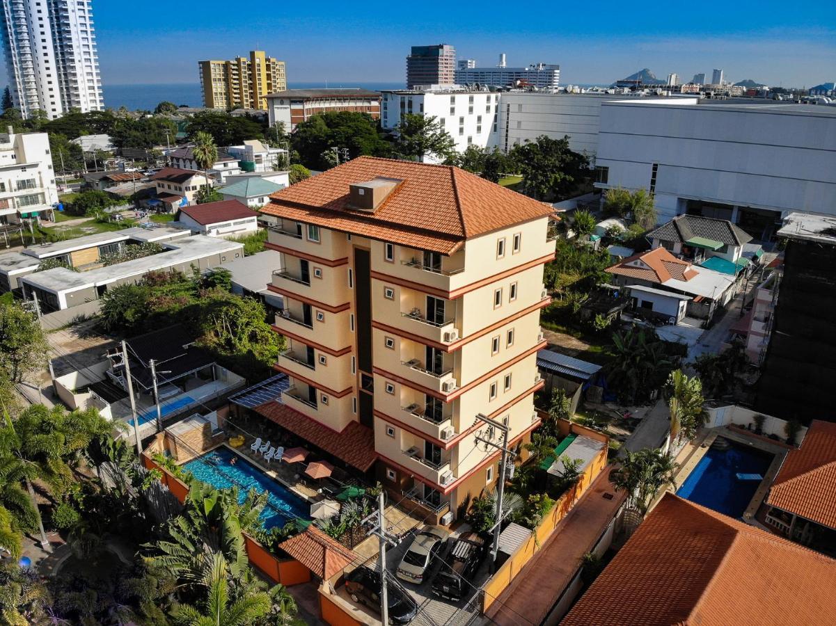 Sky Villa Hua Hin Guesthouse - Adults-Only Exterior photo