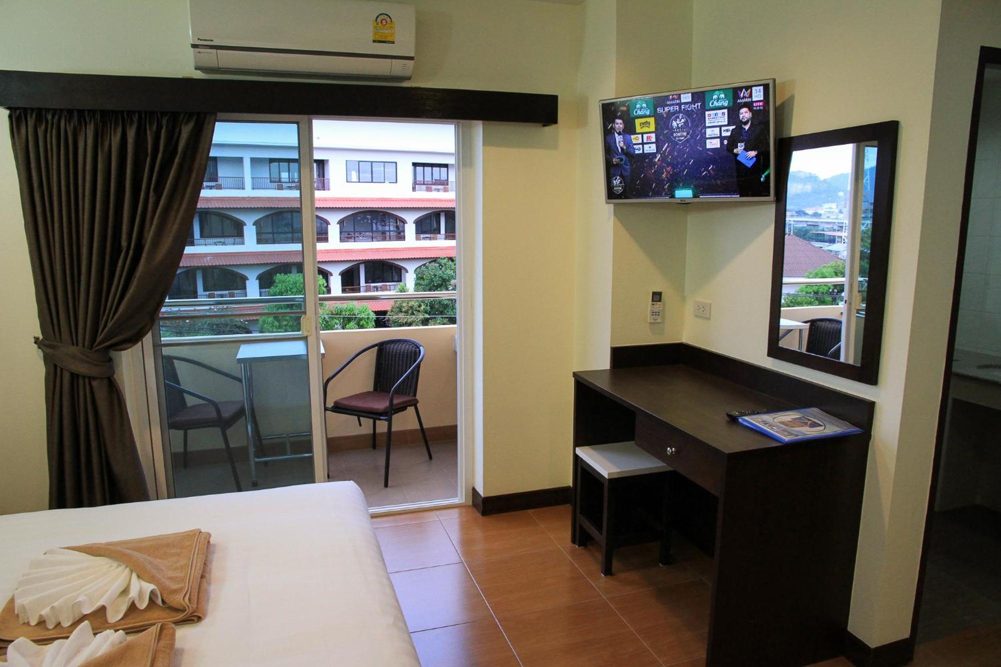 Sky Villa Hua Hin Guesthouse - Adults-Only Exterior photo