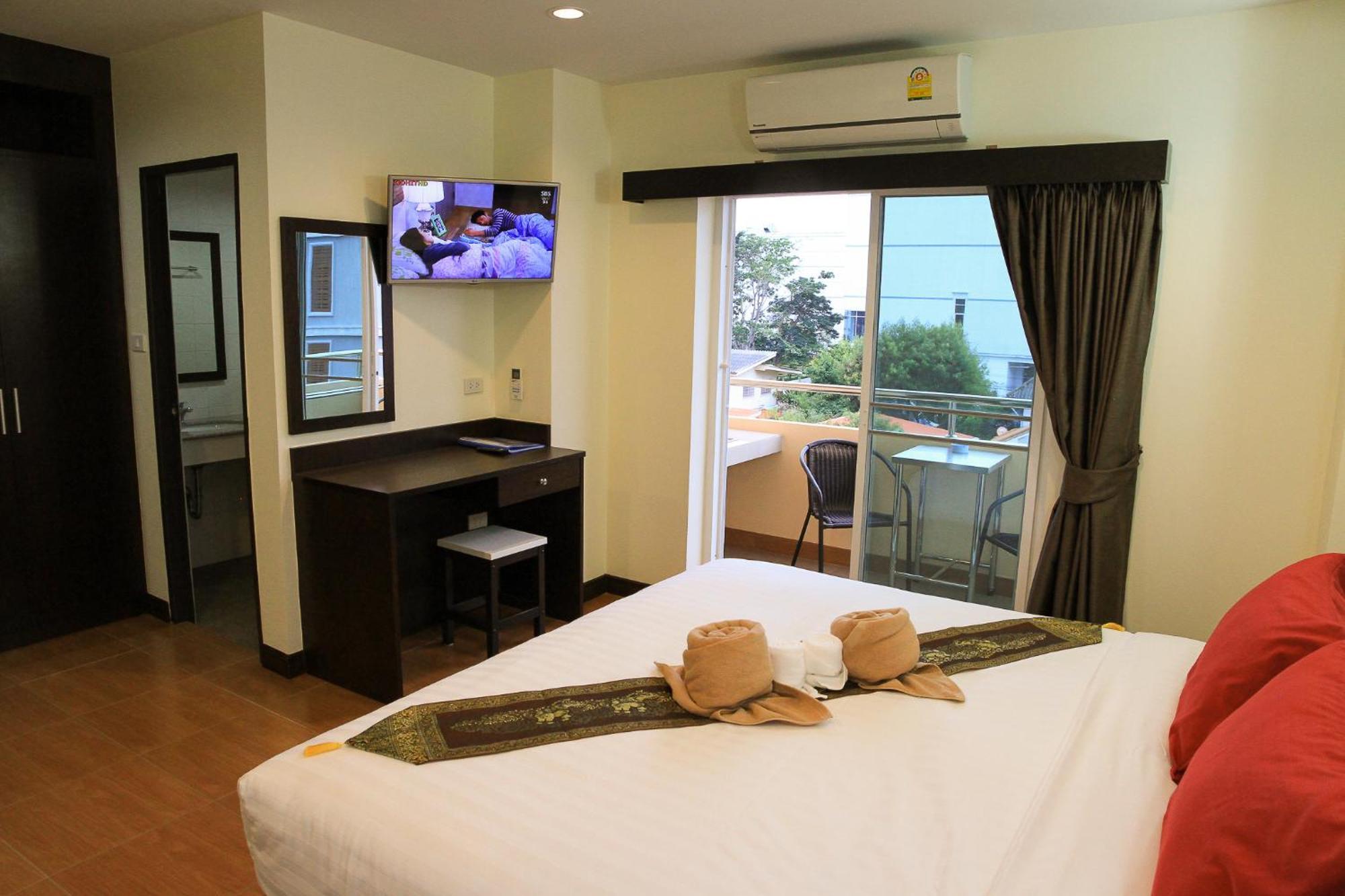 Sky Villa Hua Hin Guesthouse - Adults-Only Exterior photo